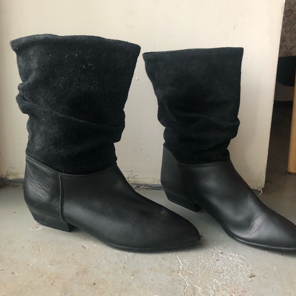 Suede Ankle Bootie Size 9 - Picture 2 of 5